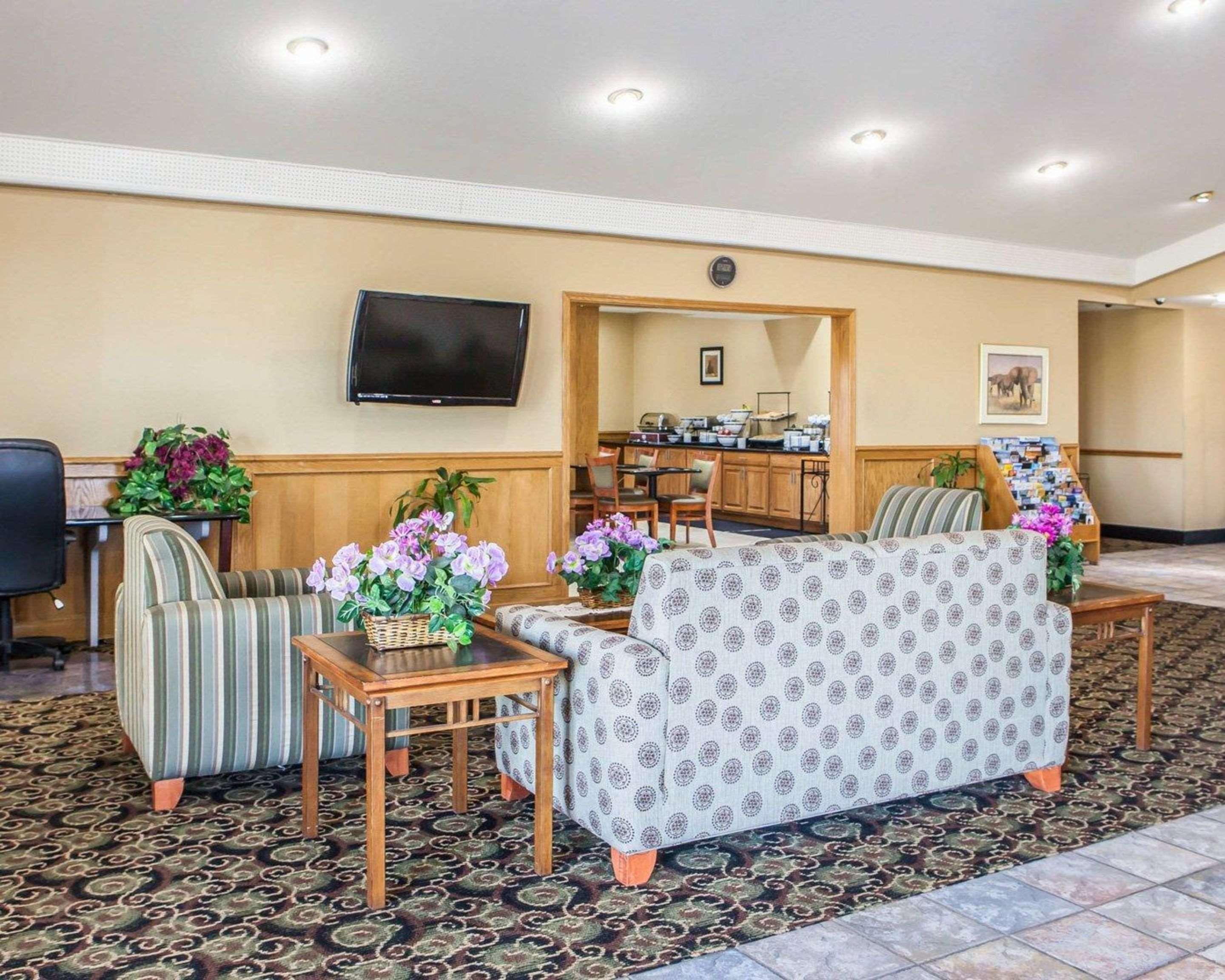 Quality Inn Belton - Kansas City South Buitenkant foto