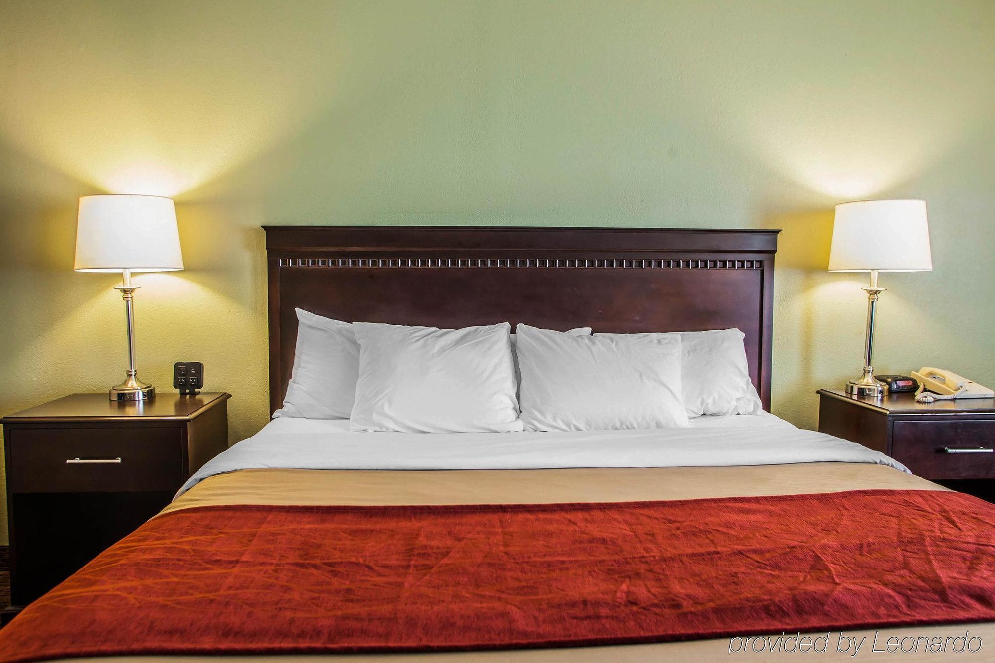 Quality Inn Belton - Kansas City South Buitenkant foto